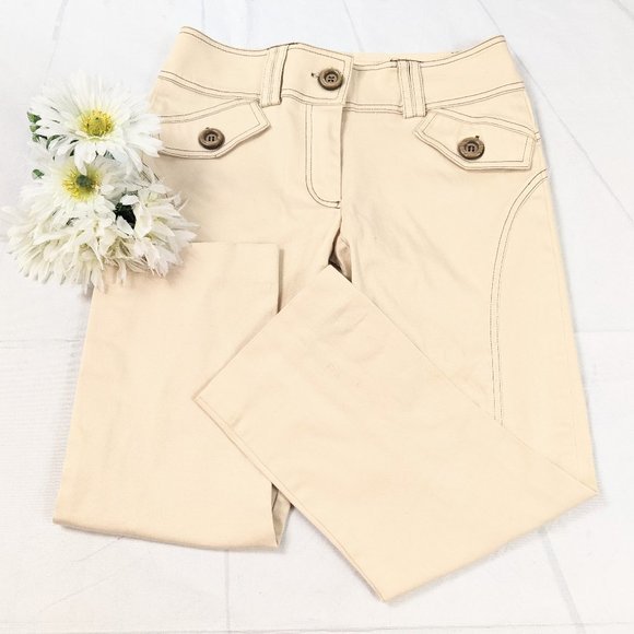 Cache Y2K Cream Oversize Button Adorned Capris - Picture 1 of 11